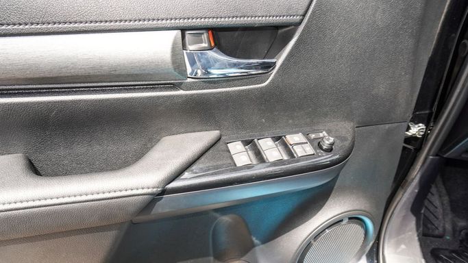 New Toyota Hilux VIII Facelift, 4.0 l, 2025 in Dubai by Najem Motors, Black color. GCC Specs | AUTO.AE