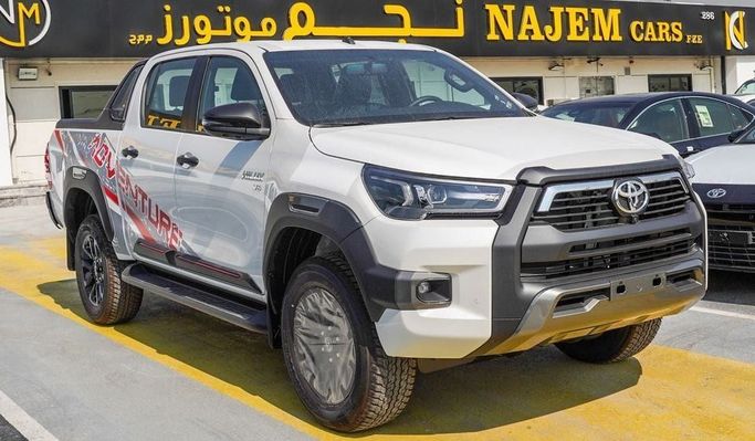 Новый Toyota Hilux VIII Рестайлинг, 4.0 л, 2025 в Дубае от Najem Motors Белый цвет. GCC | AUTO.AE