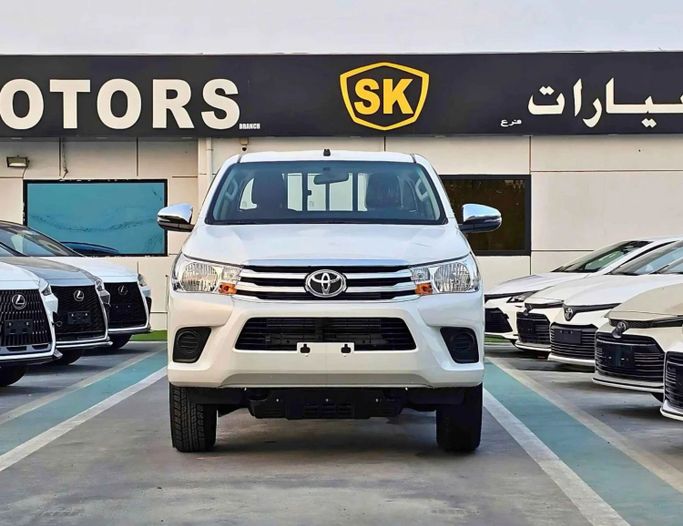 New Toyota Hilux VIII Facelift, 2.8 l, 2025 in Dubai by SK Motors, White color. Other | AUTO.AE