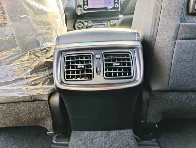 Новый Toyota Hilux VIII Рестайлинг, 4.0 л, 2024 в Дубае от SK Motors Черный цвет. Other | AUTO.AE