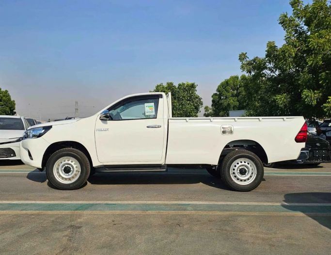 New Toyota Hilux Extra Cab VIII Facelift, 2.4 l, 2025 in Dubai by SK Motors, White color. Other | AUTO.AE
