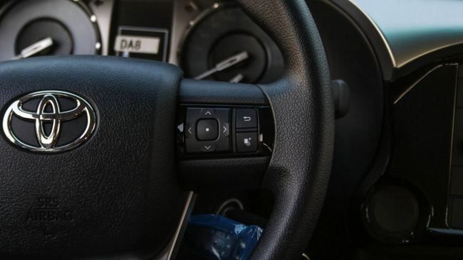 New Toyota Hilux VIII Facelift, 2.7 l, 2024 in Dubai by Falcons GT Motors FZCO, Black color. Other | AUTO.AE