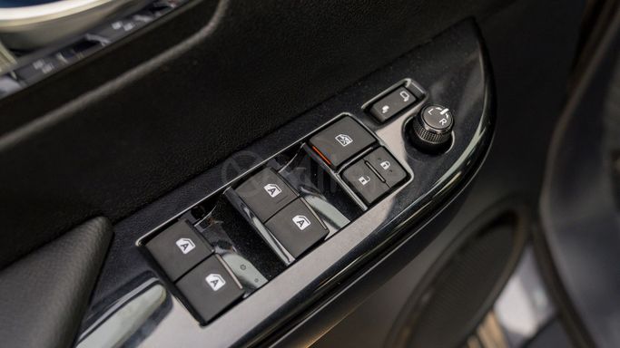 Новый Toyota Hilux VIII Рестайлинг, 2.8 л, 2025 в Дубае от Milele Черный цвет. Other | AUTO.AE