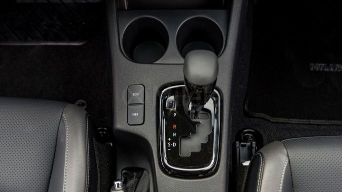 Новый Toyota Hilux VIII Рестайлинг, 2.8 л, 2025 в Дубае от Milele Черный цвет. Other | AUTO.AE