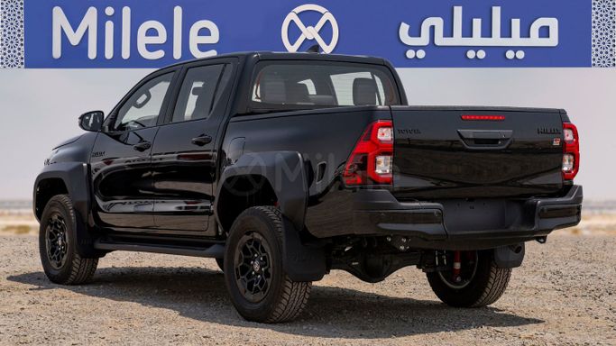 Новый Toyota Hilux VIII Рестайлинг, 2.8 л, 2024 в Дубае от Milele Черный цвет. Other | AUTO.AE