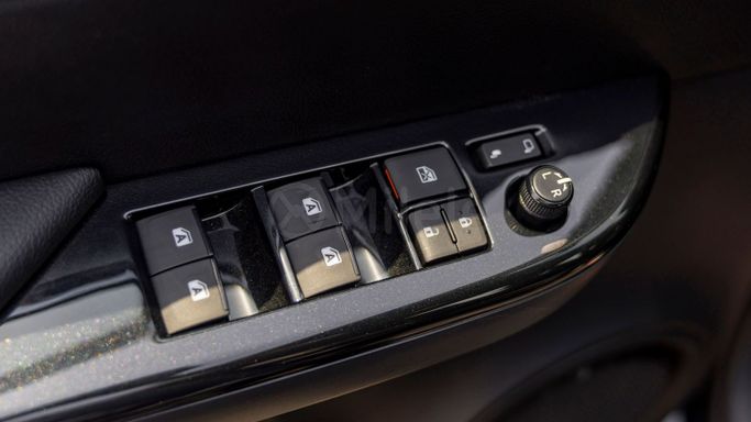 Новый Toyota Hilux VIII Рестайлинг, 2.8 л, 2024 в Дубае от Milele Черный цвет. Other | AUTO.AE