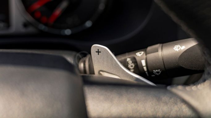 Новый Toyota Hilux VIII Рестайлинг, 2.8 л, 2024 в Дубае от Milele Черный цвет. Other | AUTO.AE