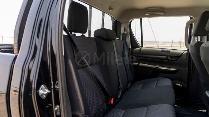 Новый Toyota Hilux VIII Рестайлинг, 2.4 л, 2025 в Дубае от Milele Черный цвет. Other | AUTO.AE