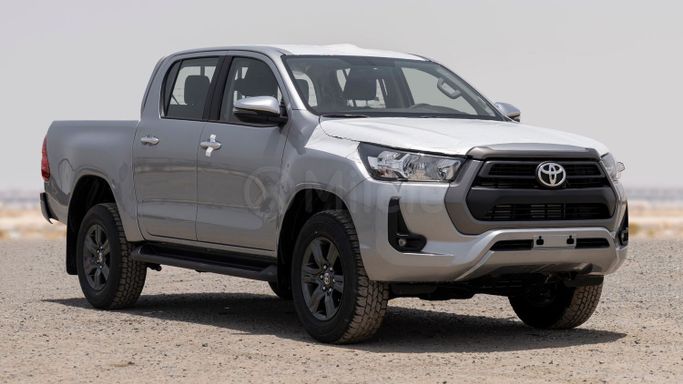 New Toyota Hilux VIII Facelift 2, 2.8 l, 2025 in Dubai by Milele, Silver color. Other | AUTO.AE