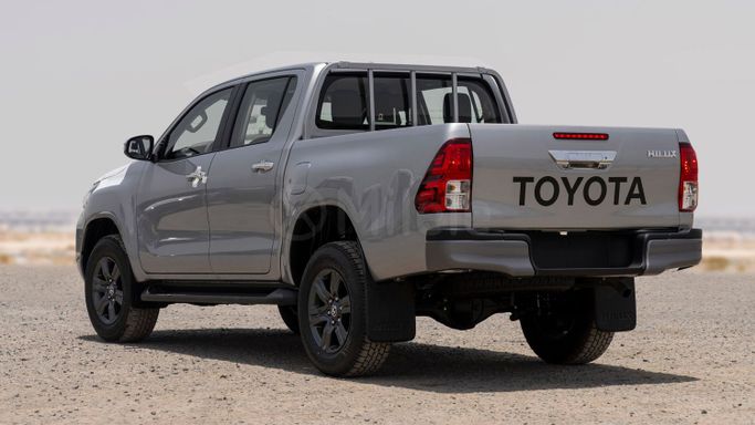New Toyota Hilux VIII Facelift 2, 2.8 l, 2025 in Dubai by Milele, Silver color. Other | AUTO.AE