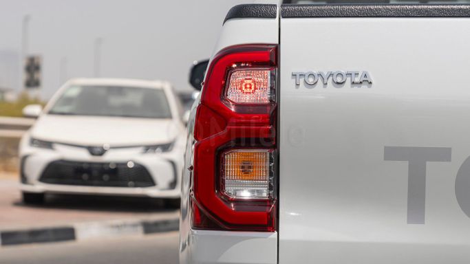 New Toyota Hilux VIII Facelift 2, 2.8 l, 2025 in Dubai by Milele, White color. Other | AUTO.AE