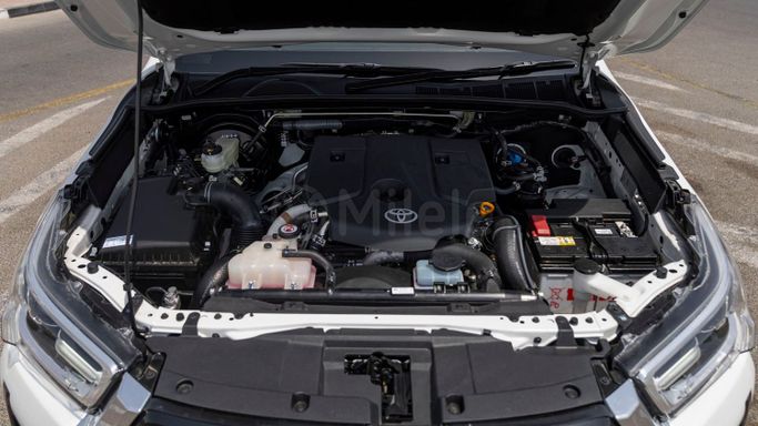 New Toyota Hilux VIII Facelift 2, 2.8 l, 2025 in Dubai by Milele, White color. Other | AUTO.AE
