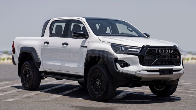 New Toyota Hilux VIII Facelift 2, 2.8 l, 2025 in Dubai by Milele, White color. Other | AUTO.AE