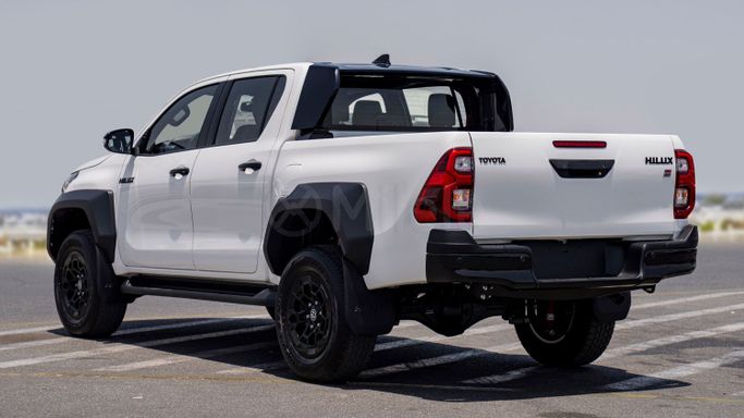New Toyota Hilux VIII Facelift 2, 2.8 l, 2025 in Dubai by Milele, White color. Other | AUTO.AE
