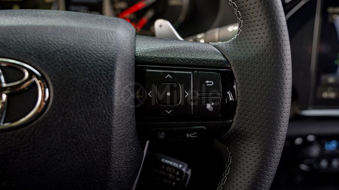 New Toyota Hilux VIII Facelift 2, 2.8 l, 2025 in Dubai by Milele, White color. Other | AUTO.AE