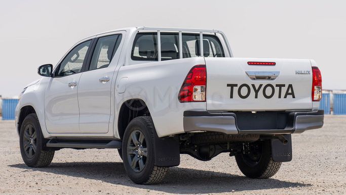 New Toyota Hilux VIII Facelift 2, 2.8 l, 2025 in Dubai by Milele, White color. Other | AUTO.AE