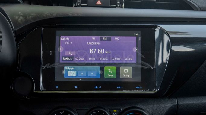 Новый Toyota Hilux VIII Рестайлинг 2, 2.8 л, 2025 в Дубае от Milele Белый цвет. Other | AUTO.AE