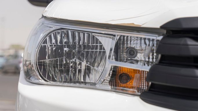 Новый Toyota Hilux VIII Рестайлинг 2, 2.4 л, 2025 в Дубае от Milele Белый цвет. Other | AUTO.AE