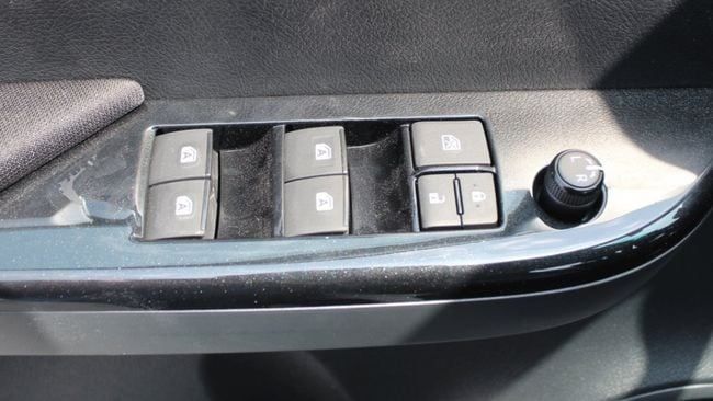 Новый Toyota Hilux VIII Рестайлинг, 2.4 л, 2023 в Дубае от Falcons GT Motors FZCO Белый цвет. Other | AUTO.AE