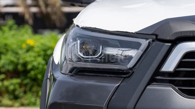 New Toyota Hilux VIII Facelift, 2.8 l, 2024 in Dubai by Milele, Grey color. Other | AUTO.AE