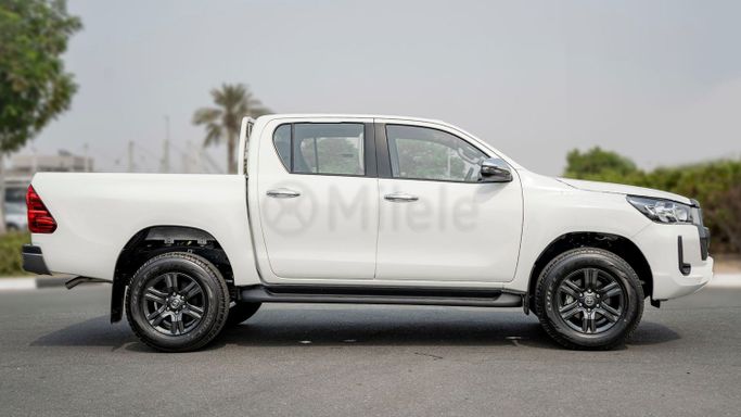 New Toyota Hilux VIII Facelift, 2.4 l, 2025 in Dubai by Milele, White color. Other | AUTO.AE