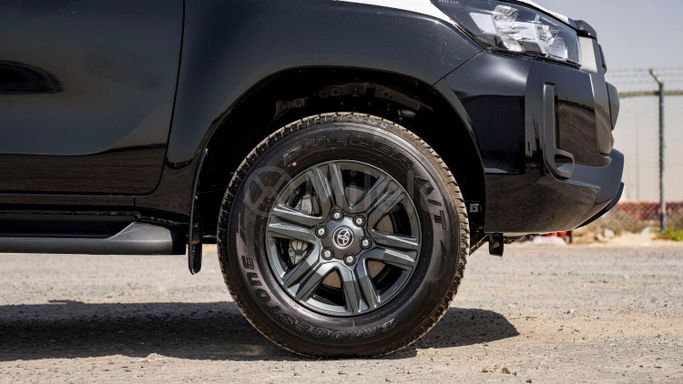 New Toyota Hilux VIII Facelift, 2.4 l, 2025 in Dubai by Milele, Black color. Other | AUTO.AE