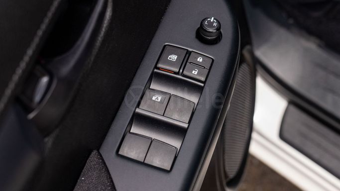 Новый Toyota Hilux VIII Рестайлинг, 2.4 л, 2024 в Дубае от Milele Белый цвет. Other | AUTO.AE