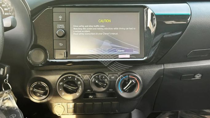 New Toyota Hilux VIII Facelift, 2.7 l, 2023 in Dubai by Falcons GT Motors FZCO, White color. Other | AUTO.AE