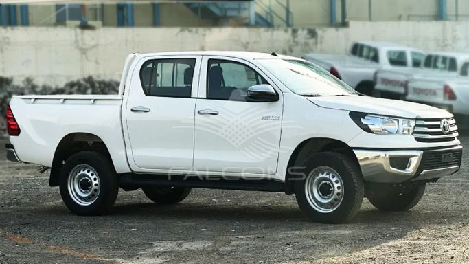 New Toyota Hilux VIII Facelift, 2.7 l, 2023 in Dubai by Falcons GT Motors FZCO, White color. Other | AUTO.AE
