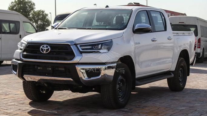 Новый Toyota Hilux VIII Рестайлинг, 2.4 л, 2024 в Дубае от Falcons GT Motors FZCO Белый цвет. Other | AUTO.AE