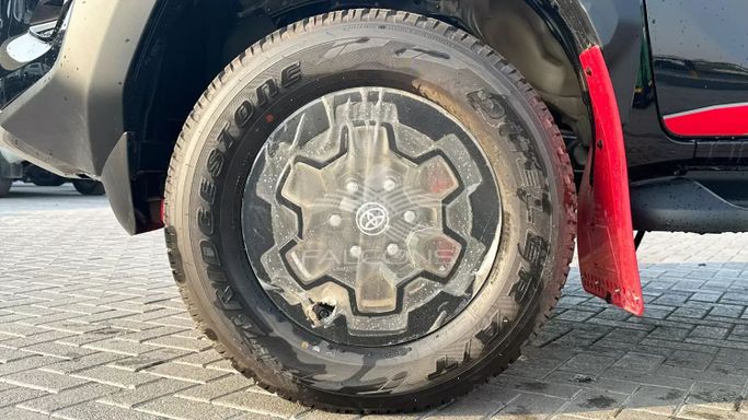 Новый Toyota Hilux VIII Рестайлинг, 4.0 л, 2025 в Дубае от Falcons GT Motors FZCO Черный цвет. Other | AUTO.AE