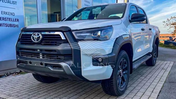 New Toyota Hilux VIII Facelift, 2.8 l, 2023 in Dubai by Falcons GT Motors FZCO, White color. Other | AUTO.AE