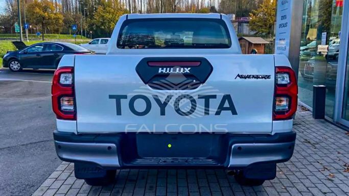 New Toyota Hilux VIII Facelift, 2.8 l, 2023 in Dubai by Falcons GT Motors FZCO, White color. Other | AUTO.AE