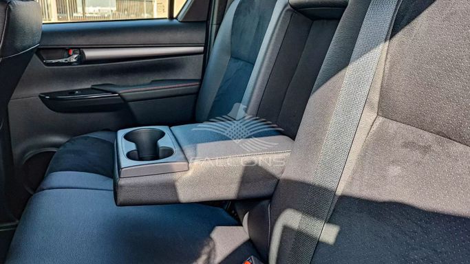 Новый Toyota Hilux VIII Рестайлинг, 2.8 л, 2024 в Дубае от Falcons GT Motors FZCO Белый цвет. Other | AUTO.AE