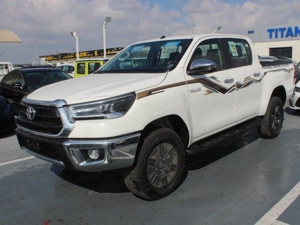 Новый Toyota Hilux VIII Рестайлинг, 2.8 л, 2024 в Дубае от Titanum Cars Белый цвет. Other | AUTO.AE