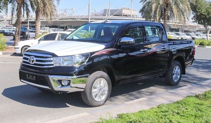 Новый Toyota Hilux VIII Рестайлинг, 2.7 л, 2025 в Дубае от Segrex Auto Черный цвет. GCC | AUTO.AE