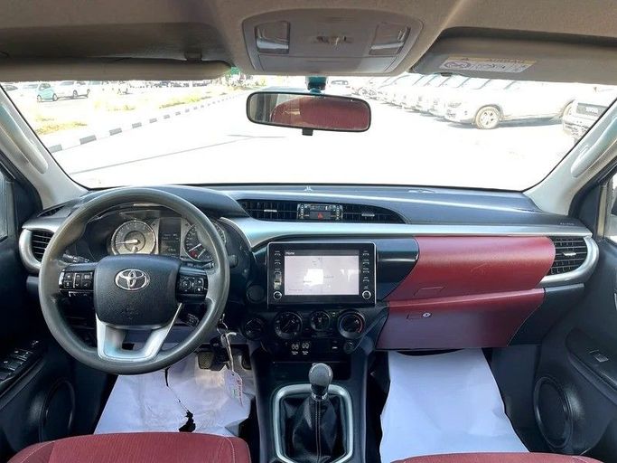 Used Toyota Hilux VIII Facelift, 2.7 l, 2021 in Dubai by Shalimar, White color. GCC Specs | AUTO.AE