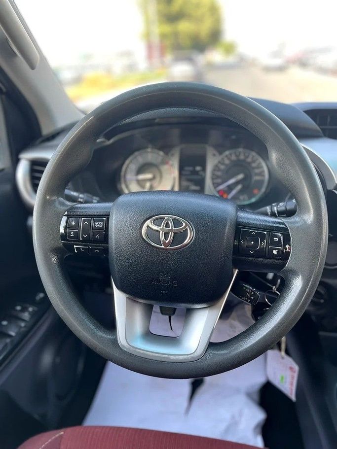 Used Toyota Hilux VIII Facelift, 2.7 l, 2021 in Dubai by Shalimar, White color. GCC Specs | AUTO.AE