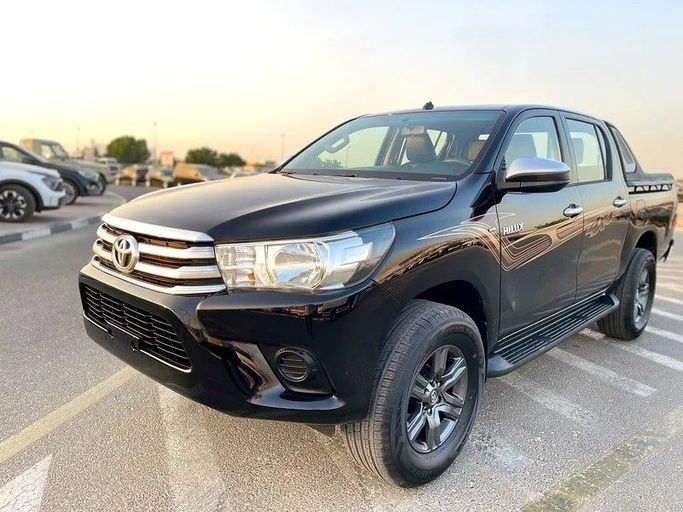 Подержанный Toyota Hilux VIII, 2.7 л, 2019 в Дубае от Shalimar Черный цвет. GCC | AUTO.AE