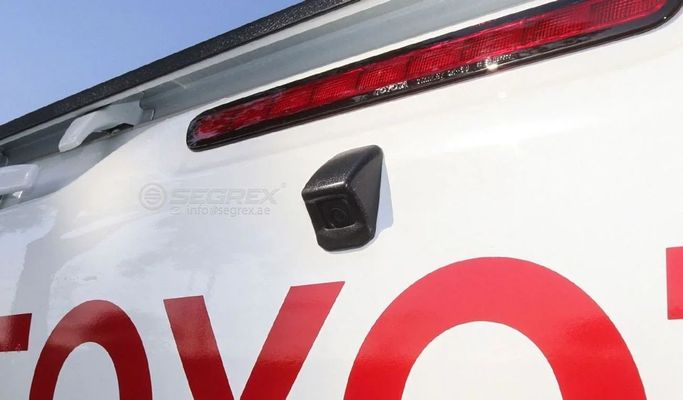 Новый Toyota Hilux VIII Рестайлинг, 2.7 л, 2025 в Дубае от Segrex Auto Белый цвет. GCC | AUTO.AE