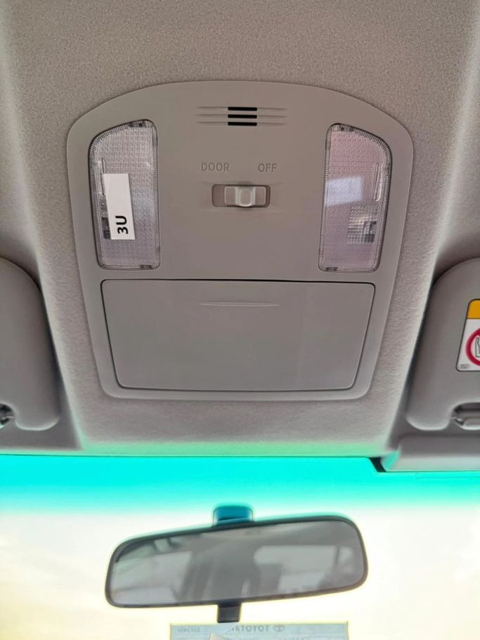 New Toyota Hilux VIII, 2.4 l, 2025 in Dubai by World Center Motors FZE, White color. GCC Specs | AUTO.AE