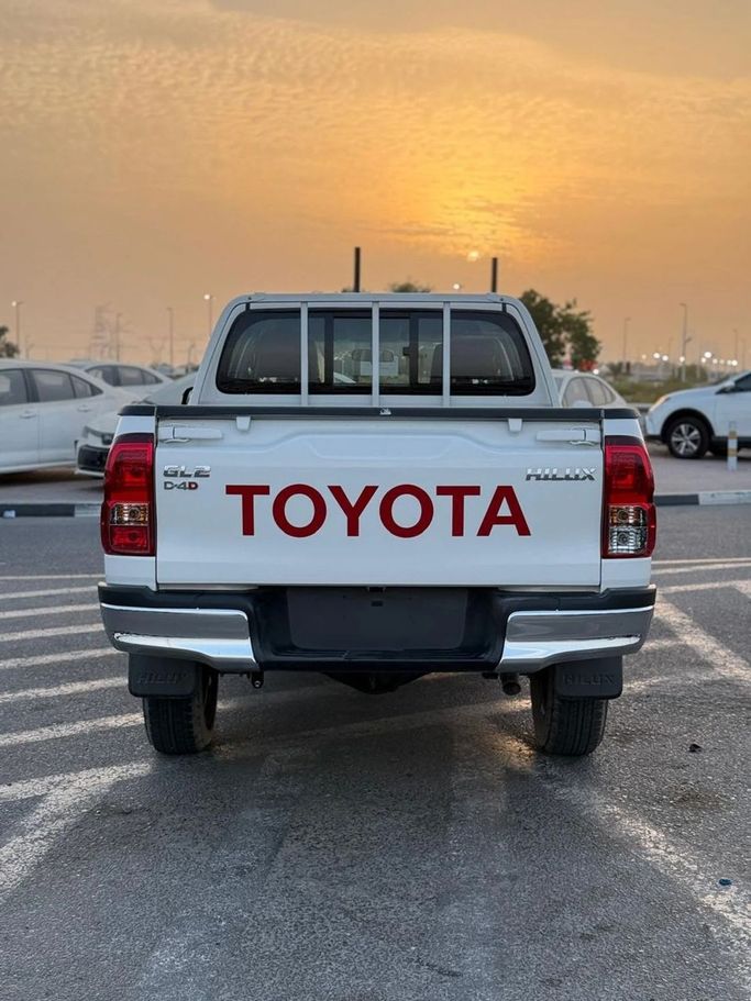 New Toyota Hilux VIII, 2.4 l, 2025 in Dubai by World Center Motors FZE, White color. GCC Specs | AUTO.AE