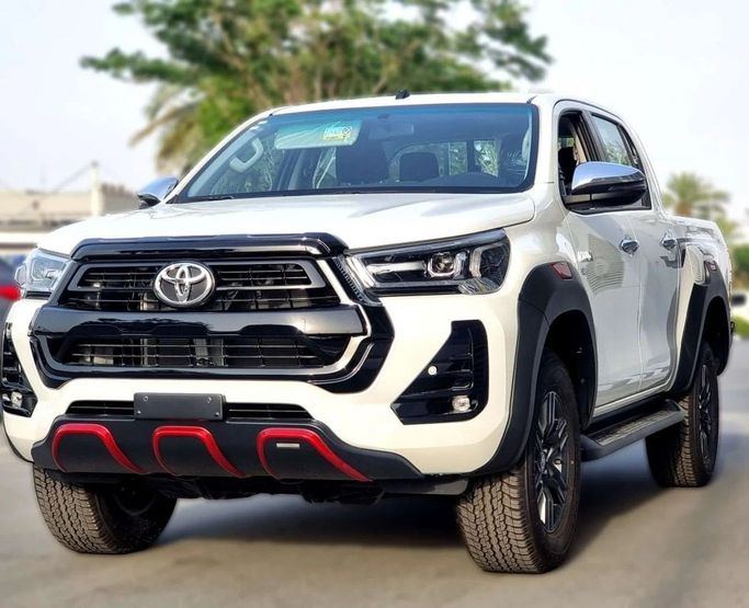 New Toyota Hilux VIII, 4.0 l, 2025 in Dubai by World Center Motors FZE, White color. GCC Specs | AUTO.AE