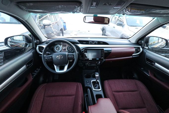 Новый Toyota Hilux VIII, 2.7 л, 2025 в Дубае от Atlantic Motors FZCO Белый цвет.  | AUTO.AE