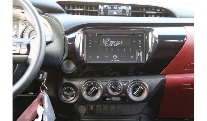 New Toyota Hilux VIII Facelift, 2.7 l, 2025 in Dubai by Atlantic Motors FZCO, White color. GCC Specs | AUTO.AE