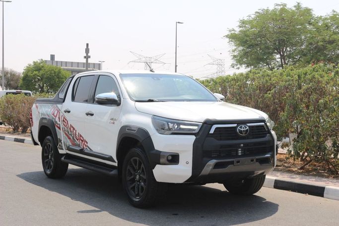 Used Toyota Hilux VIII Facelift, 2.8 l, 2023 in Dubai by Power Wagon Motors, White color. European Specs | AUTO.AE