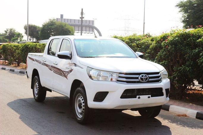 Used Toyota Hilux VIII, 2.4 l, 2017 in Dubai by Power Wagon Motors, White color. GCC Specs | AUTO.AE