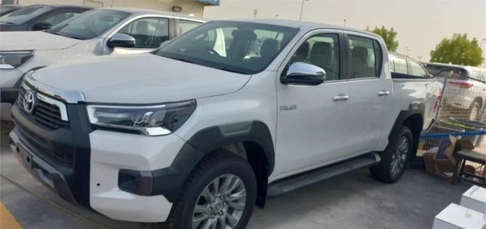 Новый Toyota Hilux VIII, 2.8 л, 2025 в Дубае от Bonnke Cars FZE Белый цвет. Other | AUTO.AE