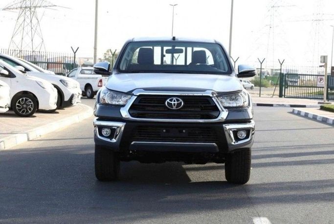 New Toyota Hilux VIII Facelift, 2.4 l, 2024 in Dubai by TARGET MOTORS FZE, Grey color. GCC Specs | AUTO.AE