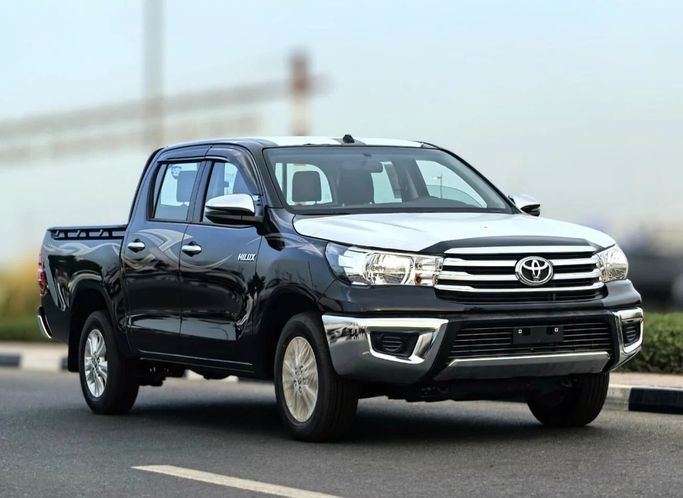 New Toyota Hilux VIII, 2.7 l, 2025 in Dubai by ZOHAAN MOTORS FZCO, Other Color color. GCC Specs | AUTO.AE | Listing #240965